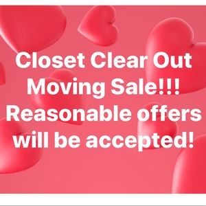 Come check out my closet!! Bundles and Low prices!